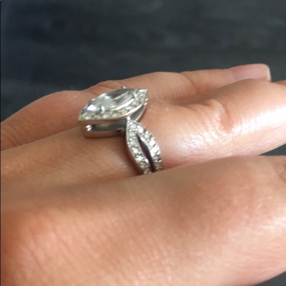 Marquis Engagement Ring 💍 - Picture 3 of 6